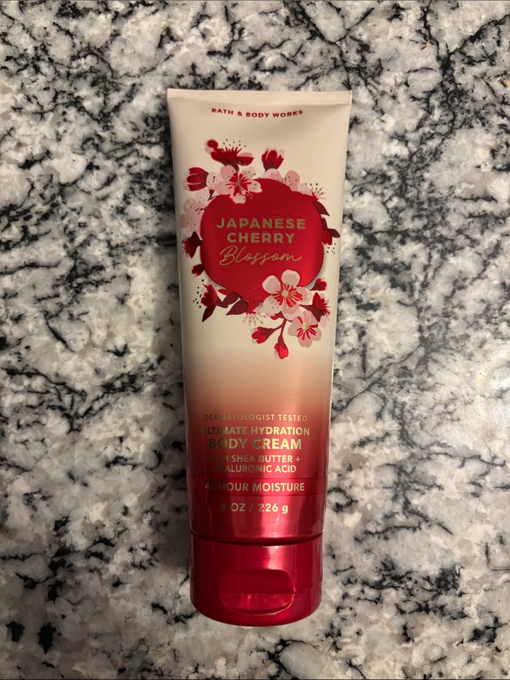 Bath & Body Works Japanese Cherry Blossom Body Cream - Pink & Red